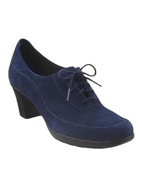 CLARKS Bendables Honest Q Water-Resistant
Lace Up Oxford Booties Navy Blue 6.5